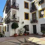 Saravia